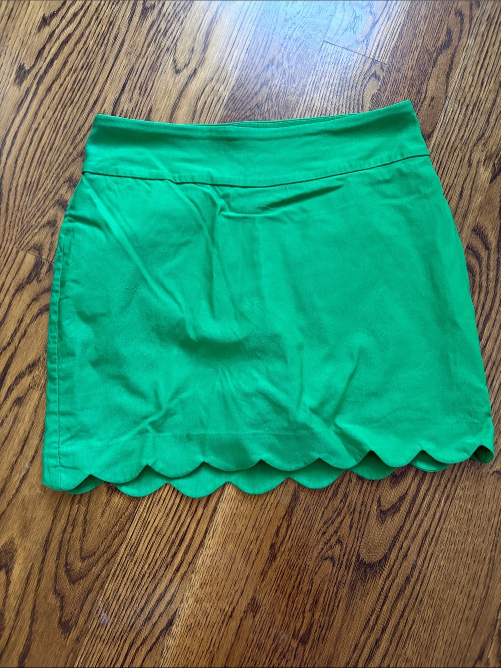 Crown and ivy Scalloped Hem Mini Skirt